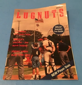 LANSING LUGNUTS 2002 PROGRAM MAGAZINE Baseball Read - Picture 1 of 9