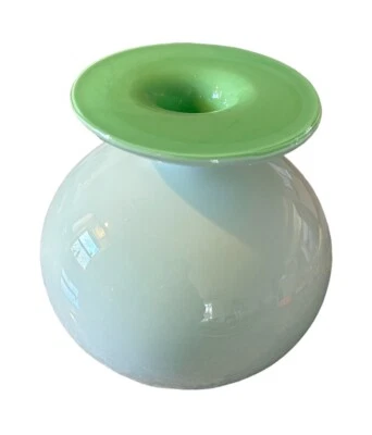 "Florero de vidrio artístico dos tonos verdes estilo romano burbuja redonda tapa plana soplado a mano 6""" Foto 1 de 4