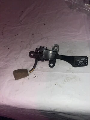 Interruptor brazo control crucero Mitsubishi Eclipse 1995-1999 D38 Foto 1 de 4