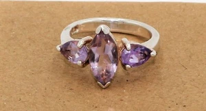 Amethyst 925 Sterling silver Cocktail Ring 3 purple Gemstones size 7 Vintage - Picture 1 of 9