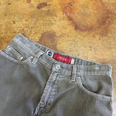 Pantalones Cortos Sueltos de Pana Levi’s Vintage Años 90 Talla 32 Oliva Sueltos Grunge Patinador Y2k Foto 1 de 4
