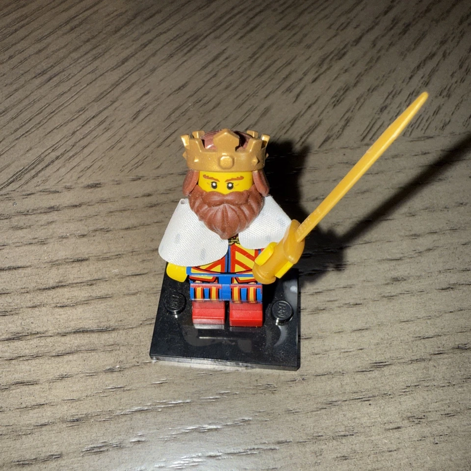 Lego Classic King Collectible Minifigure CMF From Series 13 (71008) - Image 1 of 1