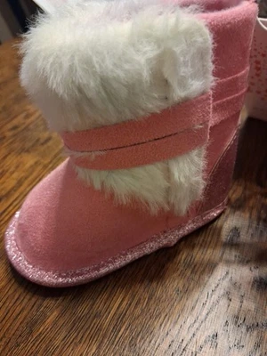 Bebé Niñas Botas Piel Rosa Y Blanco Talla 4 (9-12M) Foto 1 de 3