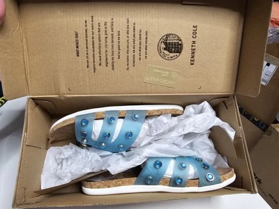 Sandalias para mujer Reaction KENNETH COLE Slim H banda tachuela aqua talla 5 metal - joya Foto 1 de 4