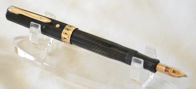 Handsome Vintage Wahl Eversharp Doric Gold Seal Fountain Pen  #6 Adjustable Nib - Image 1 of 4