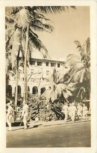 Postal RPPC Años 40 Honolulu Hawaii YMCA Marineros 24-6994 - Imagen 1 de 2