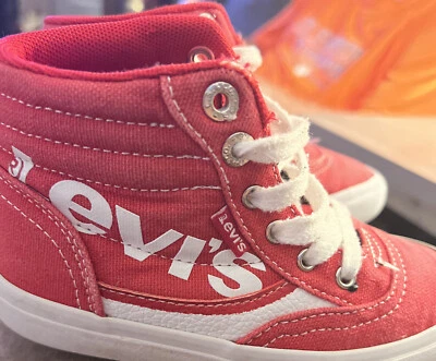 Niños Niño Niña Juvenil LEVI'S Talla 10 Rojo Blanco Alto Top Con Cordones Lona Gimnasio Zapatos Foto 1 de 4