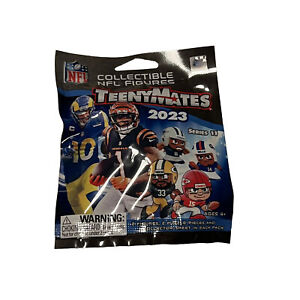 Collectible NFL Figures teenymates nfl series 11 2023. 2 FIGURES 2 Puzzle Pieces