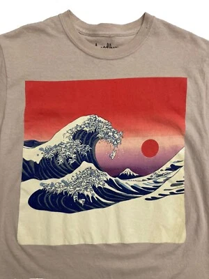 Camiseta "The Great Wave" Talla Adulta PEQUEÑA Diseño por Huebucket Camiseta Gráfica Tostada Foto 1 de 4