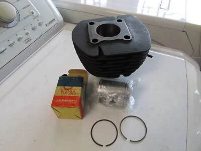 1972 KAWASAKI F6 125 Cilindro Genuíno e Novo Conjunto de Pistão - Imagem 1 de 4