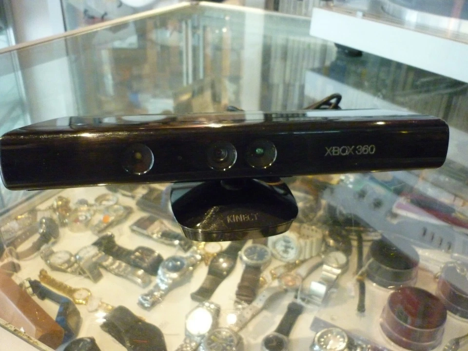 GENUINE MICROSOFT XBOX 360 KINECT SENSOR IN BLACK (1414) - AU STOCK ! - Image 1 of 4