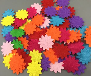 500pcs Felt Flowers Mixed Colors Appliques Craft Cardmaking decoration 33mm - Picture 1 of 3