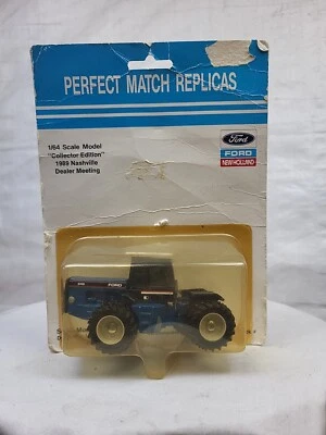 Modelo a escala 1/64 Ford New Holland 846 con dobles 1989 Nashville reunión de concesionarios Foto 1 de 4