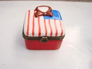 Trinket Box T-Shirt Wear America Red White& Blue Magnifique by Art Form #7 - Picture 1 of 1