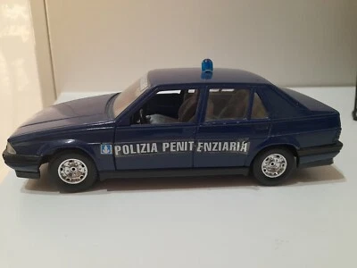 BURAGO ALFA ROMEO 75 POLIZIA PENITENZIARIA 1:24 - Immagine 1 di 3