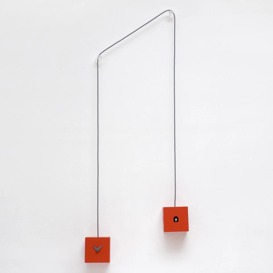 Progetti Orologio da parete di design a pendolo con cucù "Tutu"  Legno,Plexiglas - Immagine 1 di 1