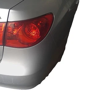 Conjunto de luz trasera PASAJERO DERECHO HYUNDAI ELANTRA FIT 07-10 - Imagen 1 de 1