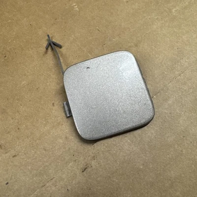 Parachoques trasero Subaru Forester 2014 2015 2016-2018 tapa de remolque cubierta de ajuste H4q B155 Foto 1 de 4