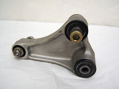 HONDA CBR1000RR CBR1000 RR 2004 2005 SUSPENSÃO TRASEIRA AMORTECEDOR ALMOFADA BRAÇO  - Imagem 1 de 3