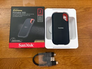 SANDISK EXTREME PORTABLE SSD 2TB with box and cable, Excellent condition - Afbeelding 1 van 3