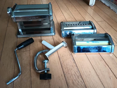 MARCATO ATLAS FABRICANTE DE PASTA/MÁQUINA MODELO 150 Y ACCESORIO REGINETTE/LINGUINE Foto 1 de 4