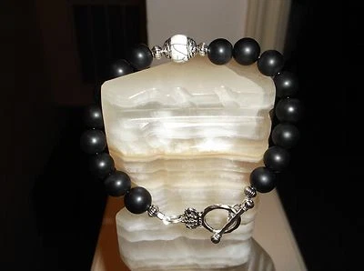 PULSERA HOMBRE HECHA A MANO 9" 10 MM NEGRO MATE ÁGATA/BLANCO TURQUESA CUENTAS FOCALES   Foto 1 de 4