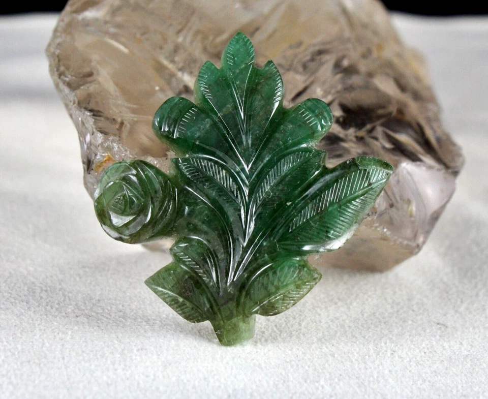 Certified Natural 103.40 Ct Zambia Emerald Carved Leaf Big Gemstone For Pendant - Image 1 of 4