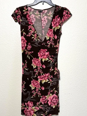Vestido XOXO para mujer mediano marrón rosa envolvente floral sobrepelliz EE. UU. hasta la rodilla Y2K Foto 1 de 4