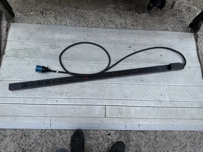 APC PDU Stromverteiler 0HE Steckdosen 20 C13 & 1 C19 AP7553 #Z2 - Bild 1 von 4