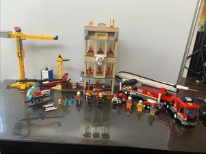 LEGO CITY: Downtown Fire Brigade (60216) - Bild 1 von 12