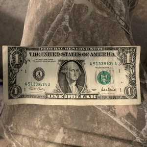 Off Centered $1 Dollar Bill Series 2001 - Picture 1 of 6