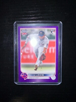 Royce Lewis 2022 Topps UK Edition Purple /50 Rookie #137 Twins - Image 1 of 2