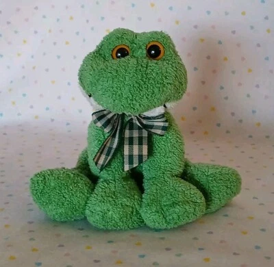 Vintage 2003 Animal Adventure Green Frog Mini Stuffed Animal Beanbag Plush 5" - Image 1 of 4