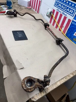 1980 1996 F100 F150 4WD FRONT ANTI SWAY BAR Swaybar Stabilizer Mount Spring Cups - Image 1 of 4