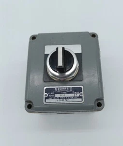 Square-D 9001 TY-1 Metal Box With Allen Bradley 800T-J91 Selector Switch - Picture 1 of 5