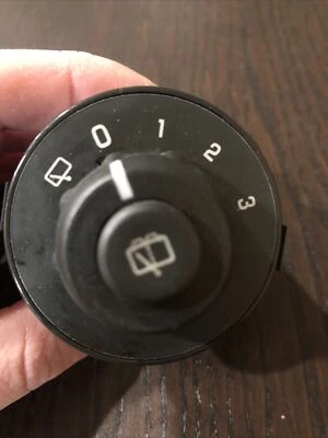 Interruptor limpiaparabrisas trasero Isuzu Ascender 2005 OEM - Trailblazer Envoy Foto 1 de 3