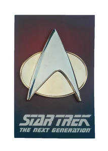 STAR TREK THE NEXT GENERATION FULL SIZE PROP REPLICA COMMUNICATOR PIN BADGE - Picture 1 of 2