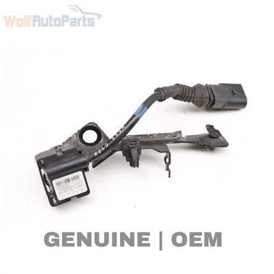 2004-2007 AUDI A8 QUATTRO - Front LEFT AIR Shock / Spring Acceleration Sensor - Image 1 of 4