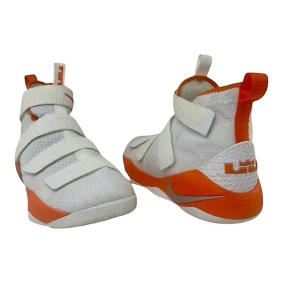 Nike LeBron Soldier 11 TB Promo Blanco Naranja Talla 13 Zapatos de Baloncesto de Parte Superior Alta Foto 1 de 4