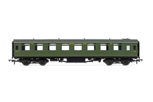 New R40030A Hornby 00 Gauge SR Maunsell Third Class Dining Saloon No. 1366 - Picture 1 of 1