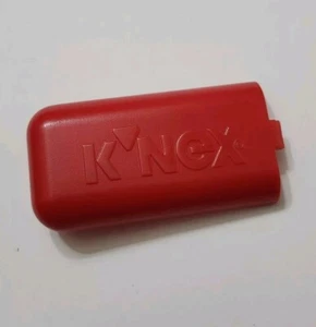 1 Knex Copribatteria Rosso Snap On Ricambio Motore Parte SOLO COVER - Foto 1 di 3