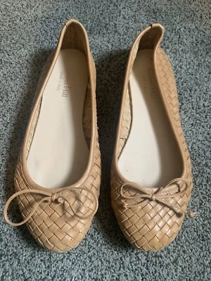 Bailarina plana de cuero tostado granate Hill hecha en Italia talla 7 1/2 Foto 1 de 4