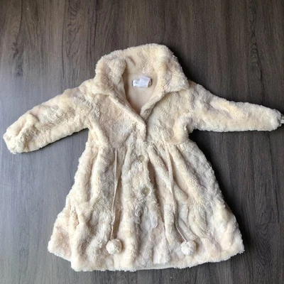 Abrigo de invierno Widgeon de piel sintética para niñas talla 4 crema pompones suave acogedor Foto 1 de 4