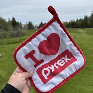Vintage I Heart Pyrex Pot Holder Standard Size Square White & Red Pyrex Love - Picture 1 of 6