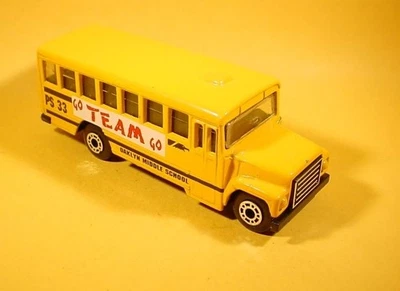 MATCHBOX ÔNIBUS ESCOLAR AMARELO LARANJA MB47-E24 SOLTO - Imagem 1 de 2