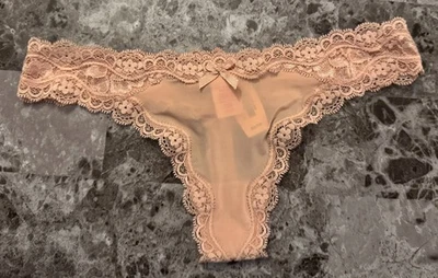 НОВЫЙ С ЯРЛЫКАМИ VICTORIA'S SECRET DREAM ANGEL XS БЕЖЕВЫЙ ГОЛАЯ ГЛАДКОЕ КРУЖЕВО РЕДКАЯ СТРИНГИ ТРУСИКИ - Изображение 1 из 3