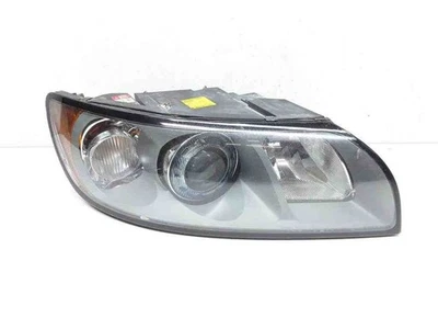 VOLVO V50 MW Scheinwerfer vorne rechts 30698890 2.40 Diesel 132kw 2005 32646236 - Bild 1 von 3