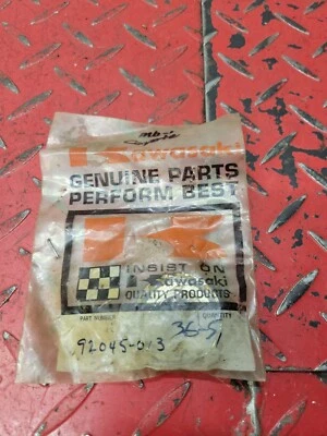 Original Nuevo de Lote Original Fábrica Kawasaki 1970 MB1 MB1A RODAMIENTO DE BOLAS 92045-013 Coyote  Foto 1 de 2