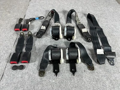 CINTURONES DE SEGURIDAD GALANT EC5A VR-4 MITSUBISHI OEM JDM RHD Foto 1 de 4