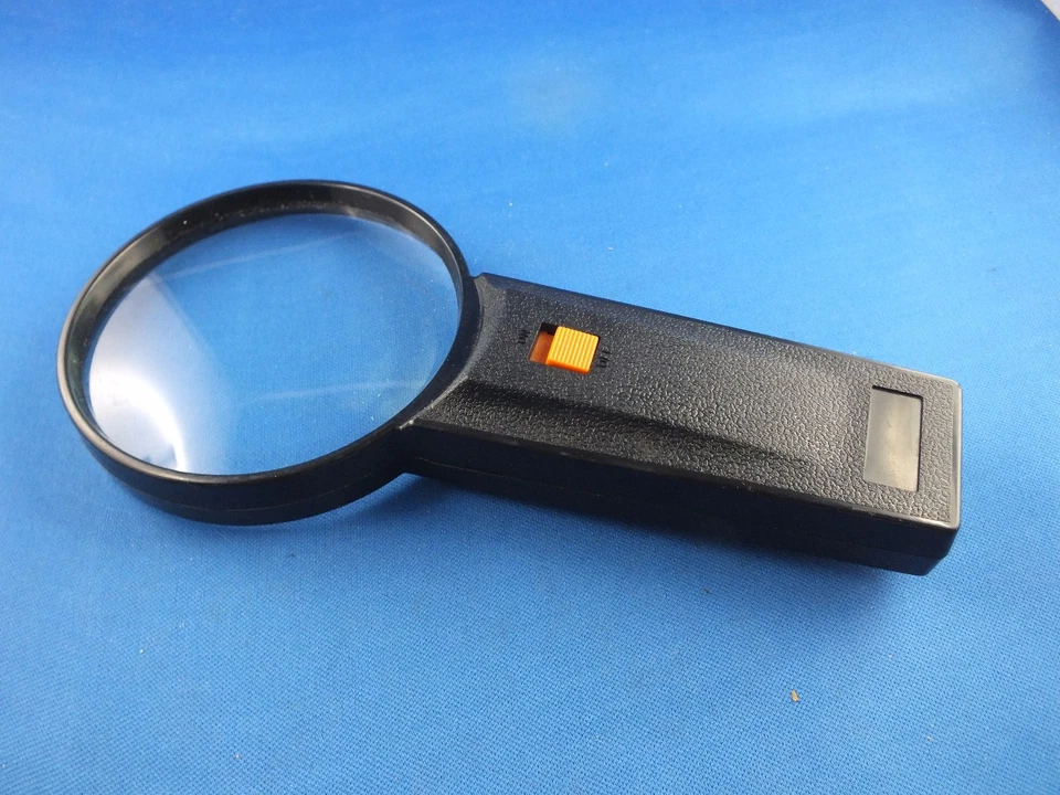 Profi Vergrößerungsglas Taschenlupe Jumbo Leselupe Juwelier Leuchtlupe LUPE TOP - Bild 1 von 1